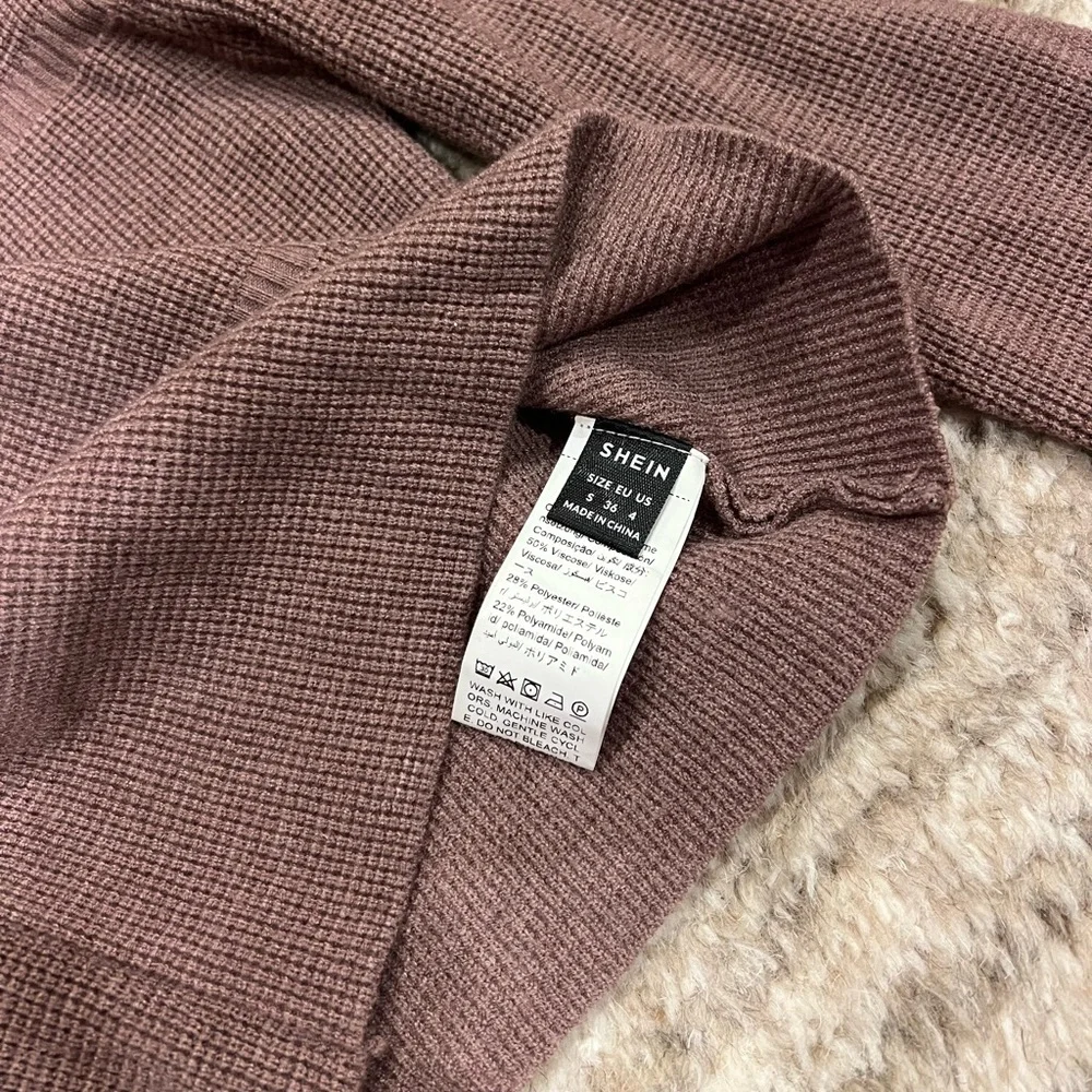 Brown Fitted Long Sleeve